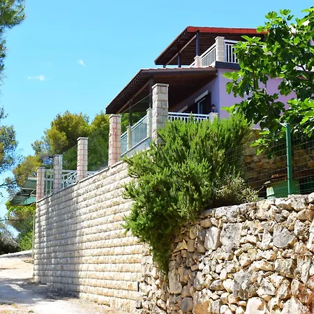 Seaside Lara Mit Beheiztem Swimmingpool * Poljica (Trogir)